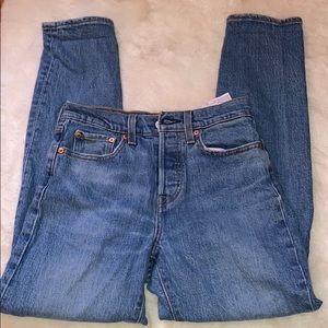 Levi’s Wedgie Fit Medium Wash Jeans